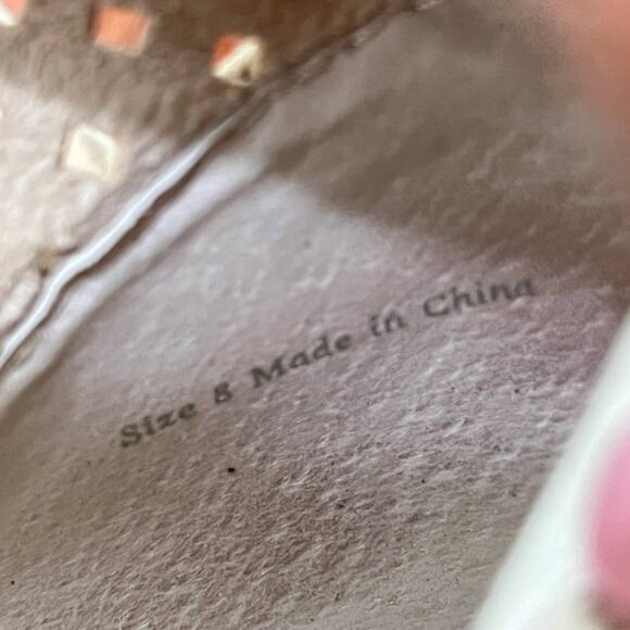 Dolce Vita Cream Whitewash Block Heel Almond Toe Perforated Booties Womens 8 - Picture 7 of 14